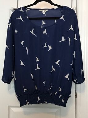 Black Rainn navy blue round neck batwing sleeve top with white bird design (L)